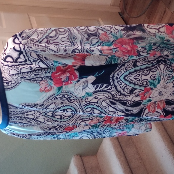 JM Collection Tunic - Picture 4 of 4